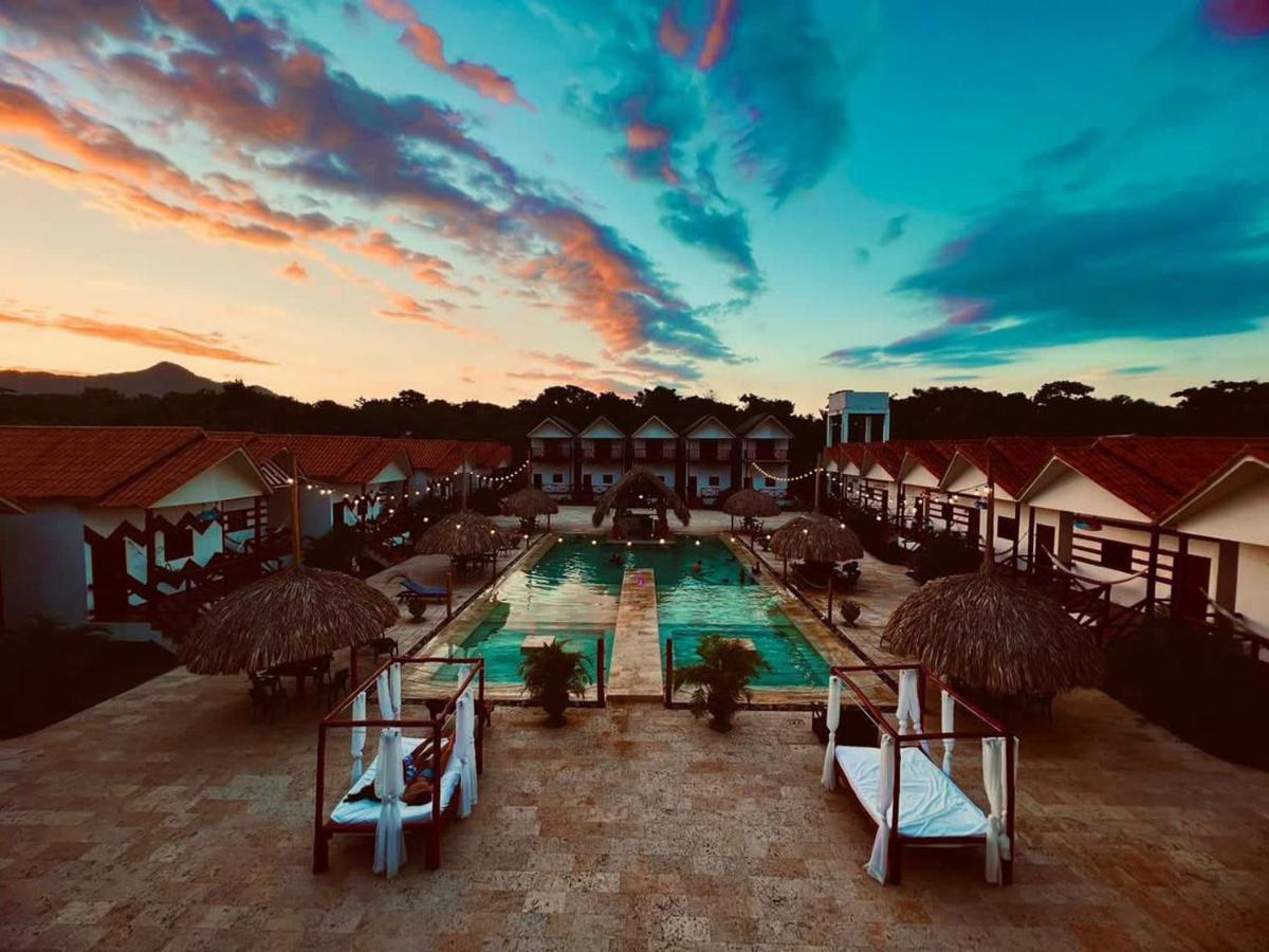Hotel Palmares Palomino Exterior photo
